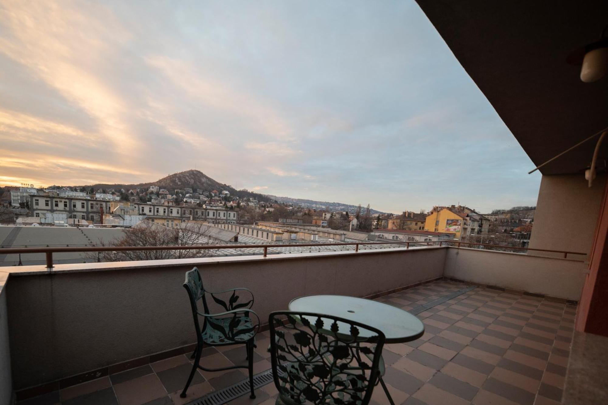 Carolina Apartman Budapeste Exterior foto